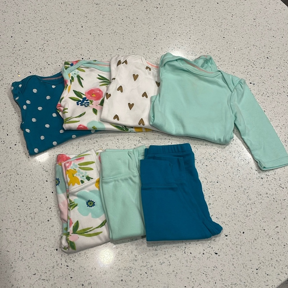 4 pack of long sleeve onesies with matching 3 pants set